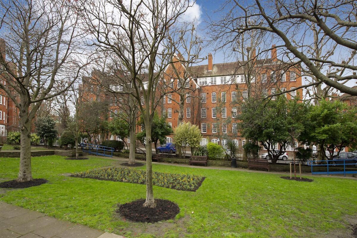 Erasmus Street, London
