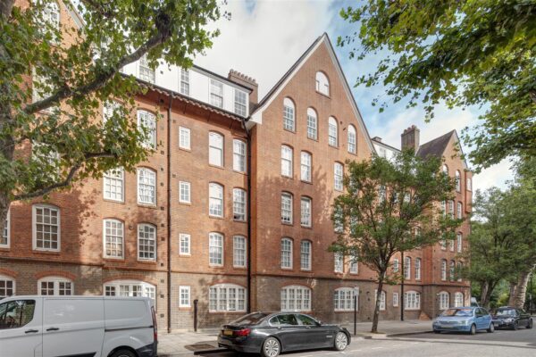 Erasmus Street, London